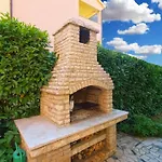 Ferienwohnung Fuer 7 Personen Ca 150 Qm In Pula-Fondole, Istrien Istrische Riviera