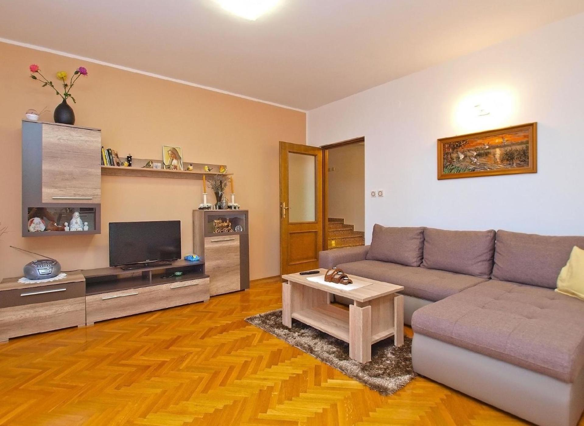 Apartman Fuer 7 Personen Ca 150 Qm In Pula-fondole, Istrien Istrische Riviera